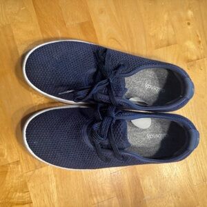 Allbirds Women’s Tree Skipper Navy Sneakers Size 7